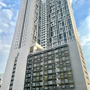 Chambers Luxury Klcc Апартаменты